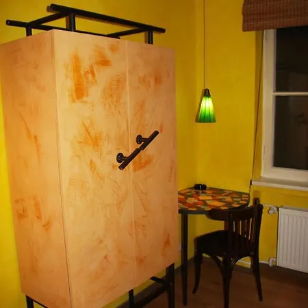 Hostel El Bocado Φριντρισχάφεν